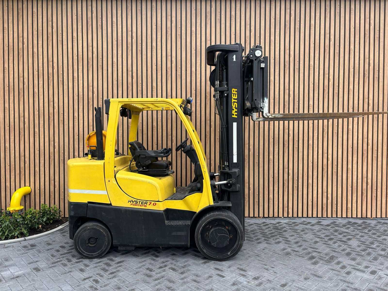 HYSTER - S7.0FT - FORKLIFT - Carretilla elevadora: foto 1 HYSTER - S7.0FT - FORKLIFT - Carretilla elevadora: foto 1