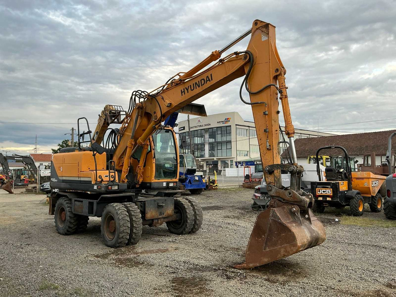 HYUNDAI - ROBEX 140W-9 - WHEELED EXCAVATOR - 2010 - Excavadora de ruedas: foto 1 HYUNDAI - ROBEX 140W-9 - WHEELED EXCAVATOR - 2010 - Excavadora de ruedas: foto 1