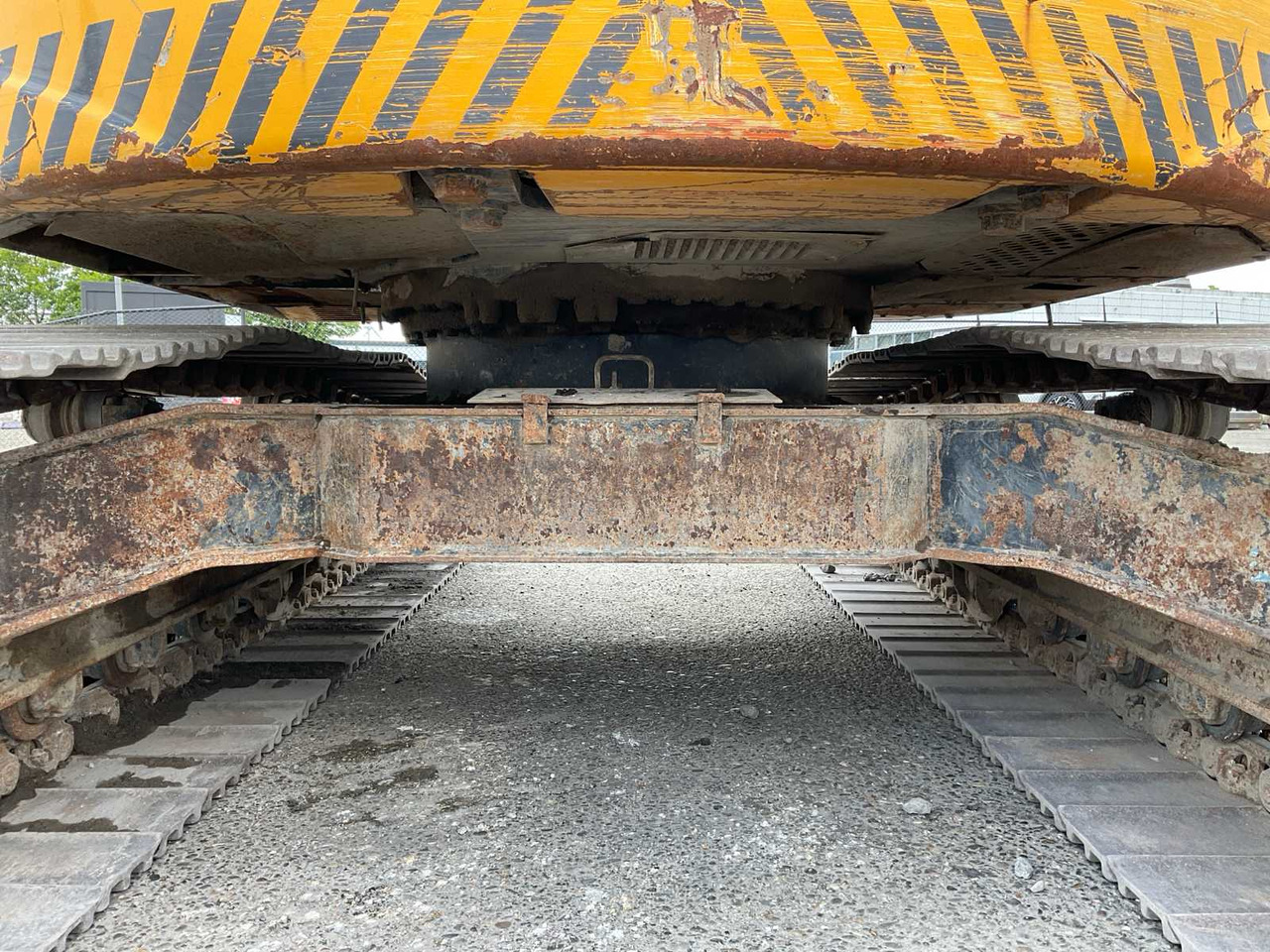 Excavadora de cadenas Hitachi ZX225USLC-5B: foto 25