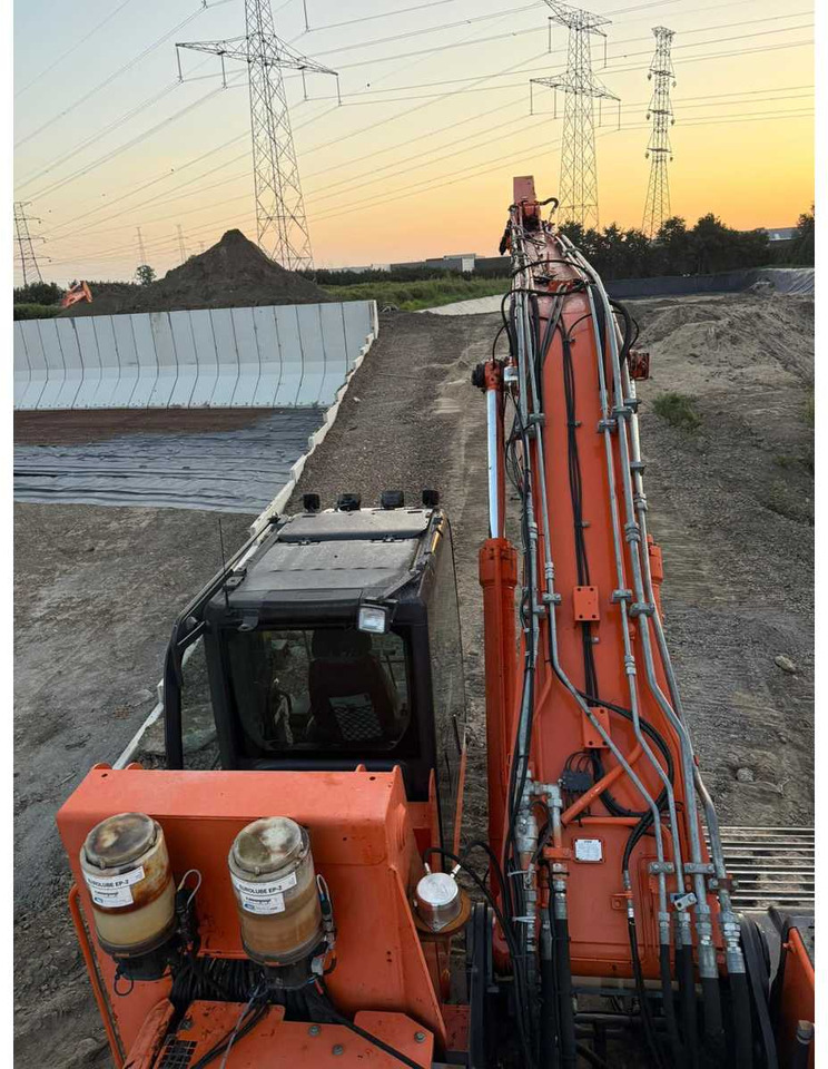 Hitachi Zaxis 350LC-5B - Excavadora de cadenas: foto 4 Hitachi Zaxis 350LC-5B - Excavadora de cadenas: foto 4