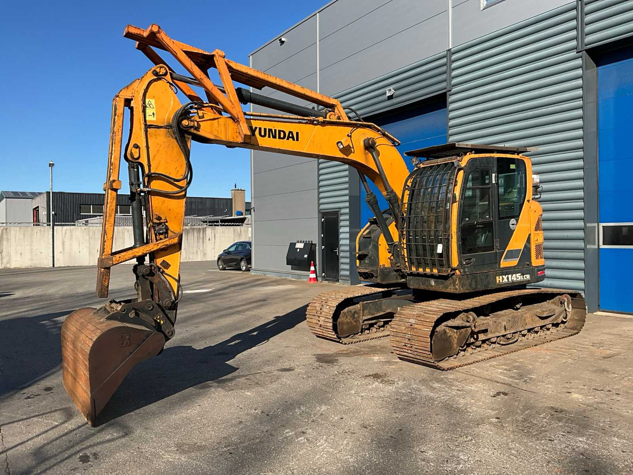Hyundai HX145LCR - Excavadora de cadenas: foto 1 Hyundai HX145LCR - Excavadora de cadenas: foto 1