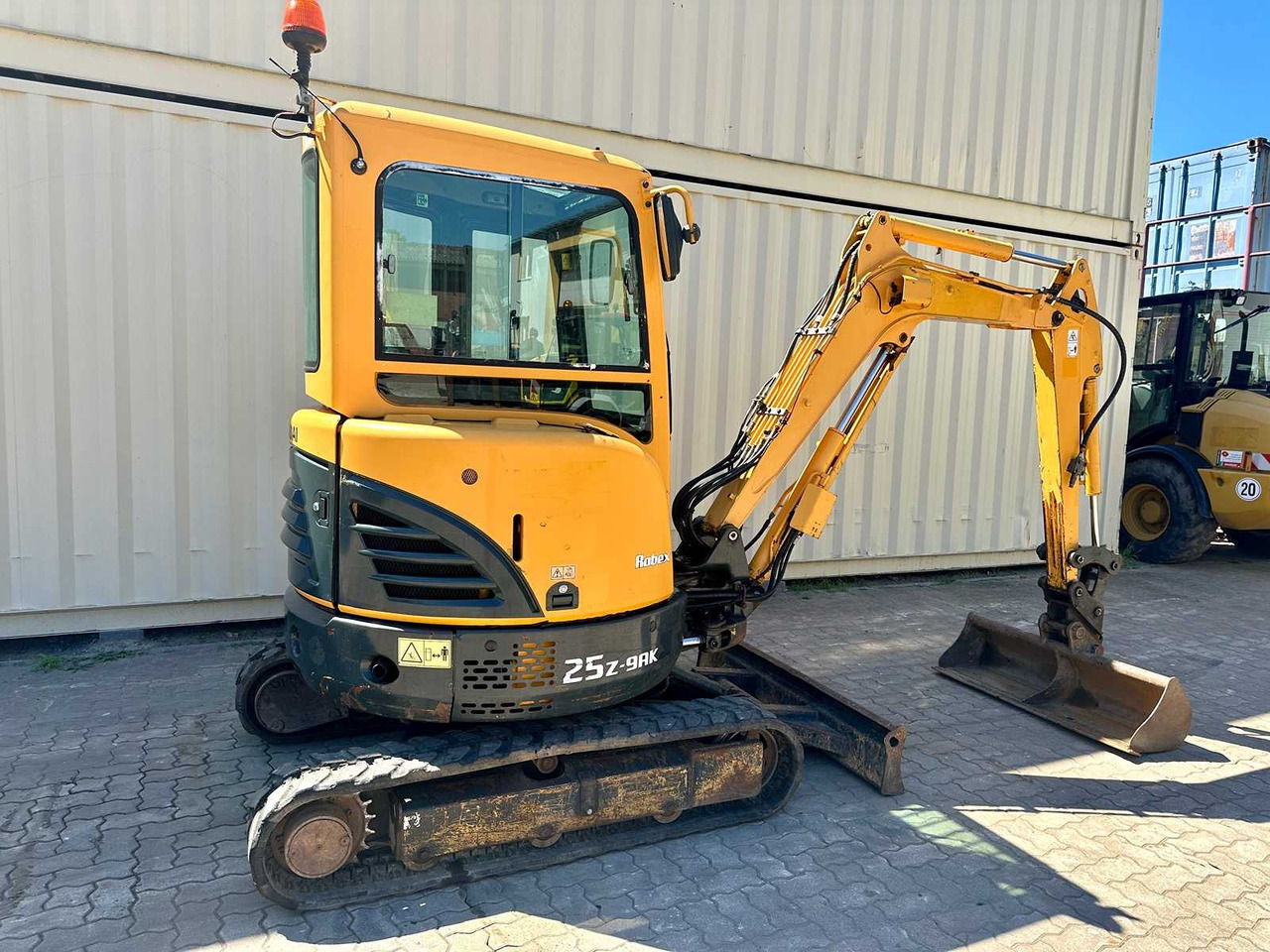 Hyundai Robex25Z-9AK - Miniexcavadora: foto 3 Hyundai Robex25Z-9AK - Miniexcavadora: foto 3