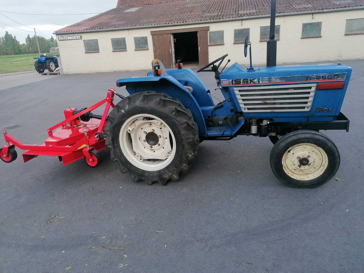 Iseki TL2500 - Tractor viñedo/ Frutero: foto 3 Iseki TL2500 - Tractor viñedo/ Frutero: foto 3