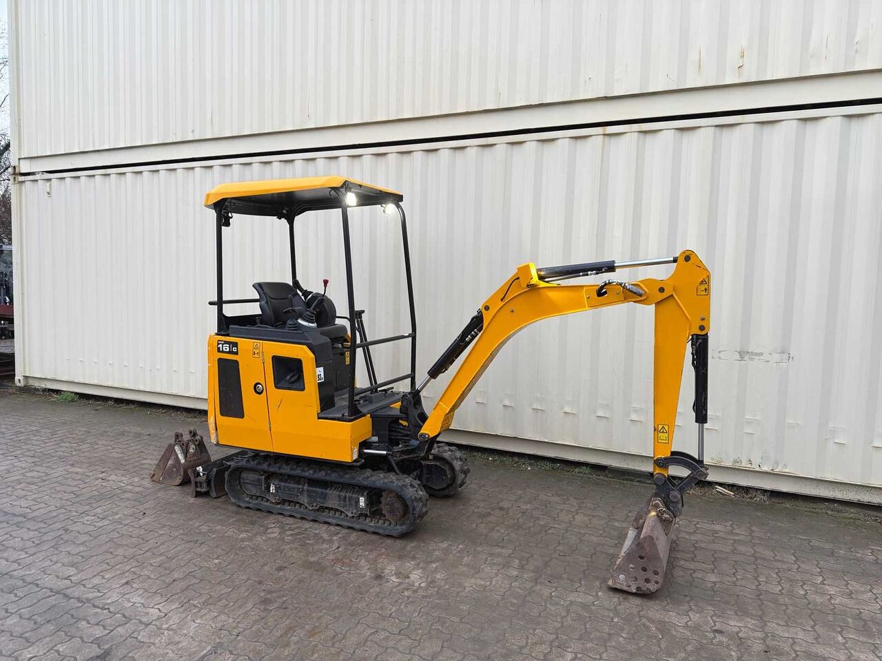 Miniexcavadora JCB - 16C-1 - 2022 - MINI EXCAVATOR - 2 X BUCKET: foto 6 Miniexcavadora JCB - 16C-1 - 2022 - MINI EXCAVATOR - 2 X BUCKET: foto 6