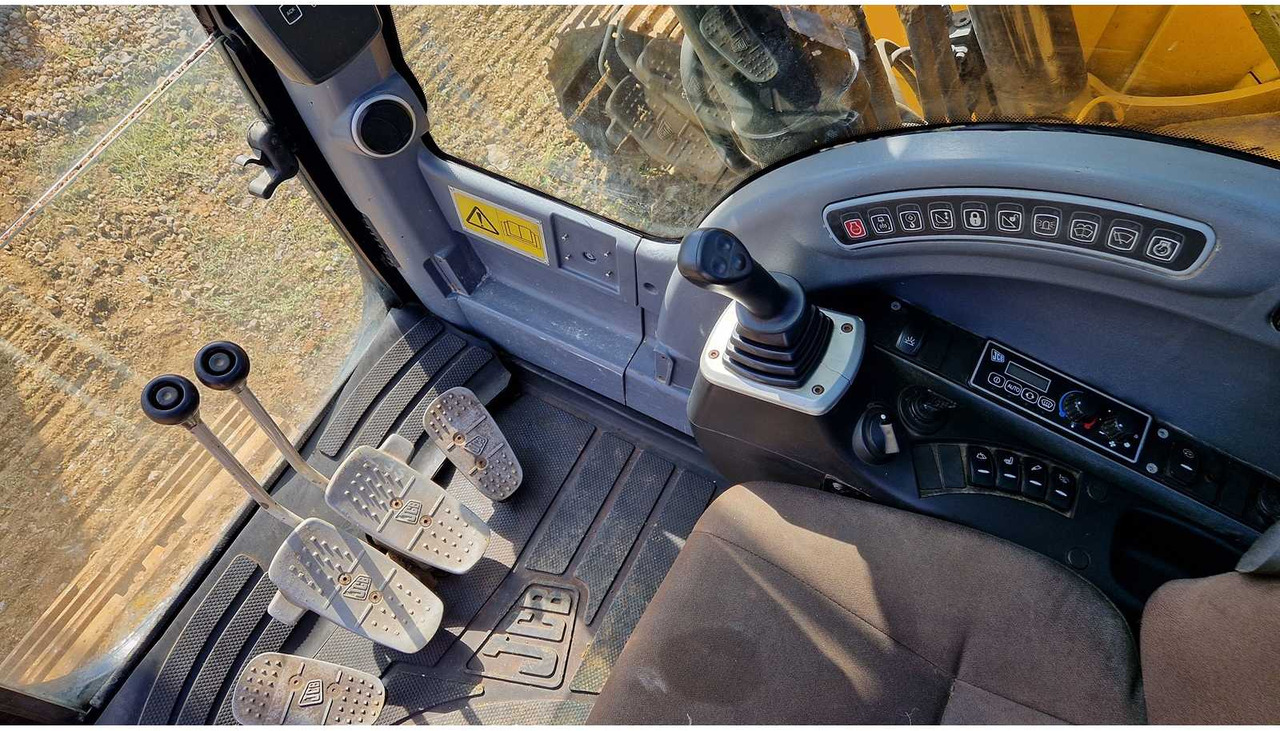 Excavadora de cadenas JCB JZ235LC: foto 49