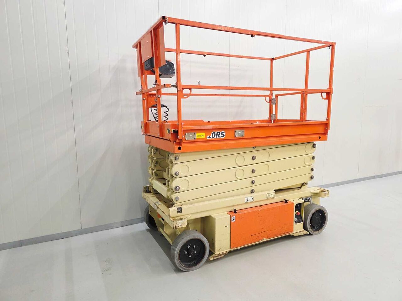 JLG - 2016 - 10RS - 12M WORKING HEIGHT - AERIAL WORK PLATFORM - Plataforma elevadora: foto 1 JLG - 2016 - 10RS - 12M WORKING HEIGHT - AERIAL WORK PLATFORM - Plataforma elevadora: foto 1