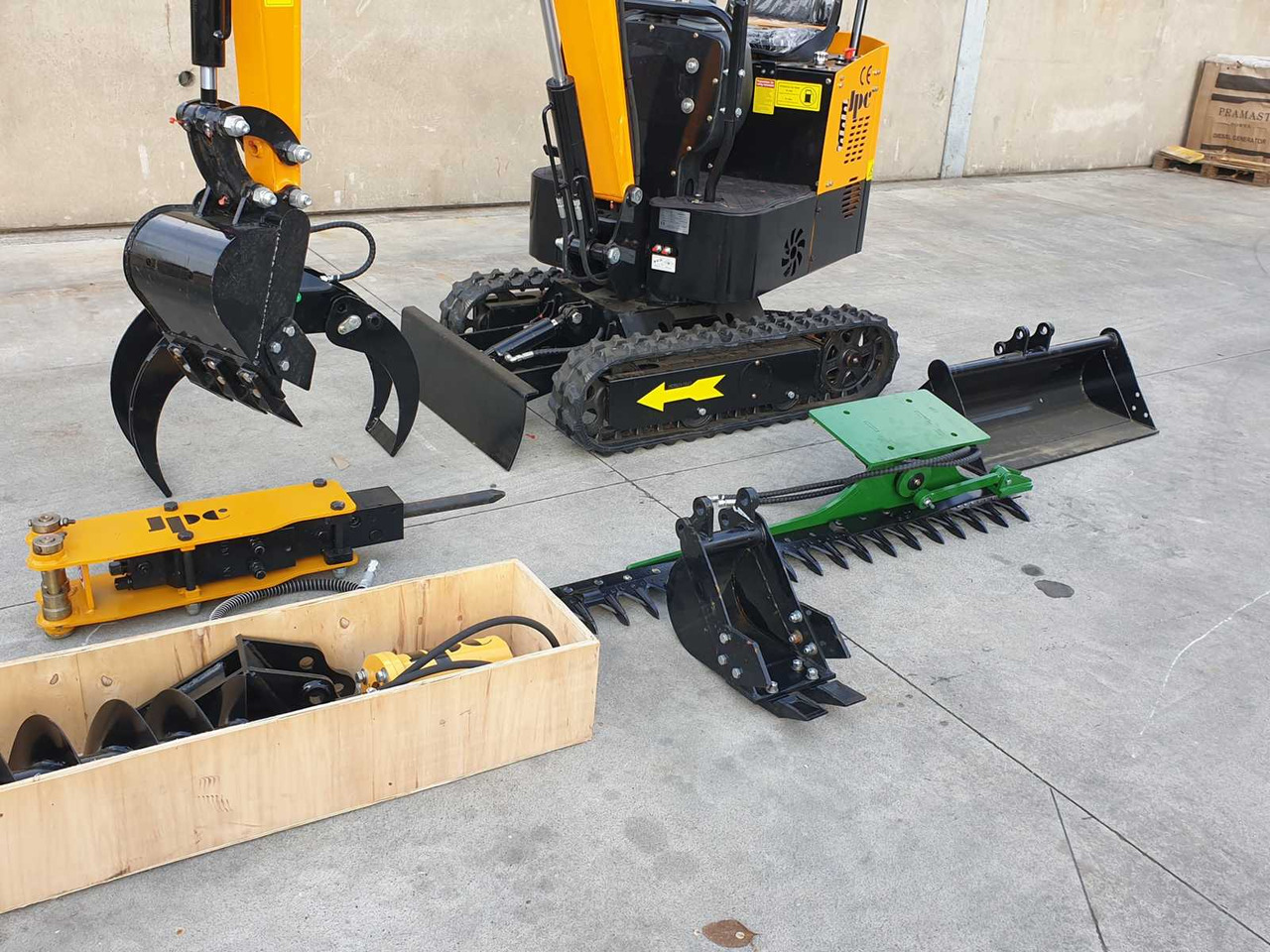 JPC HT12 MINI EXCAVATOR WITH ATTACHMENTS - Miniexcavadora: foto 2 JPC HT12 MINI EXCAVATOR WITH ATTACHMENTS - Miniexcavadora: foto 2