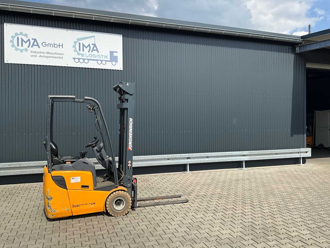 JUNGHEINRICH EFG 110K FORKLIFT - 2011 - Carretilla elevadora: foto 1 JUNGHEINRICH EFG 110K FORKLIFT - 2011 - Carretilla elevadora: foto 1