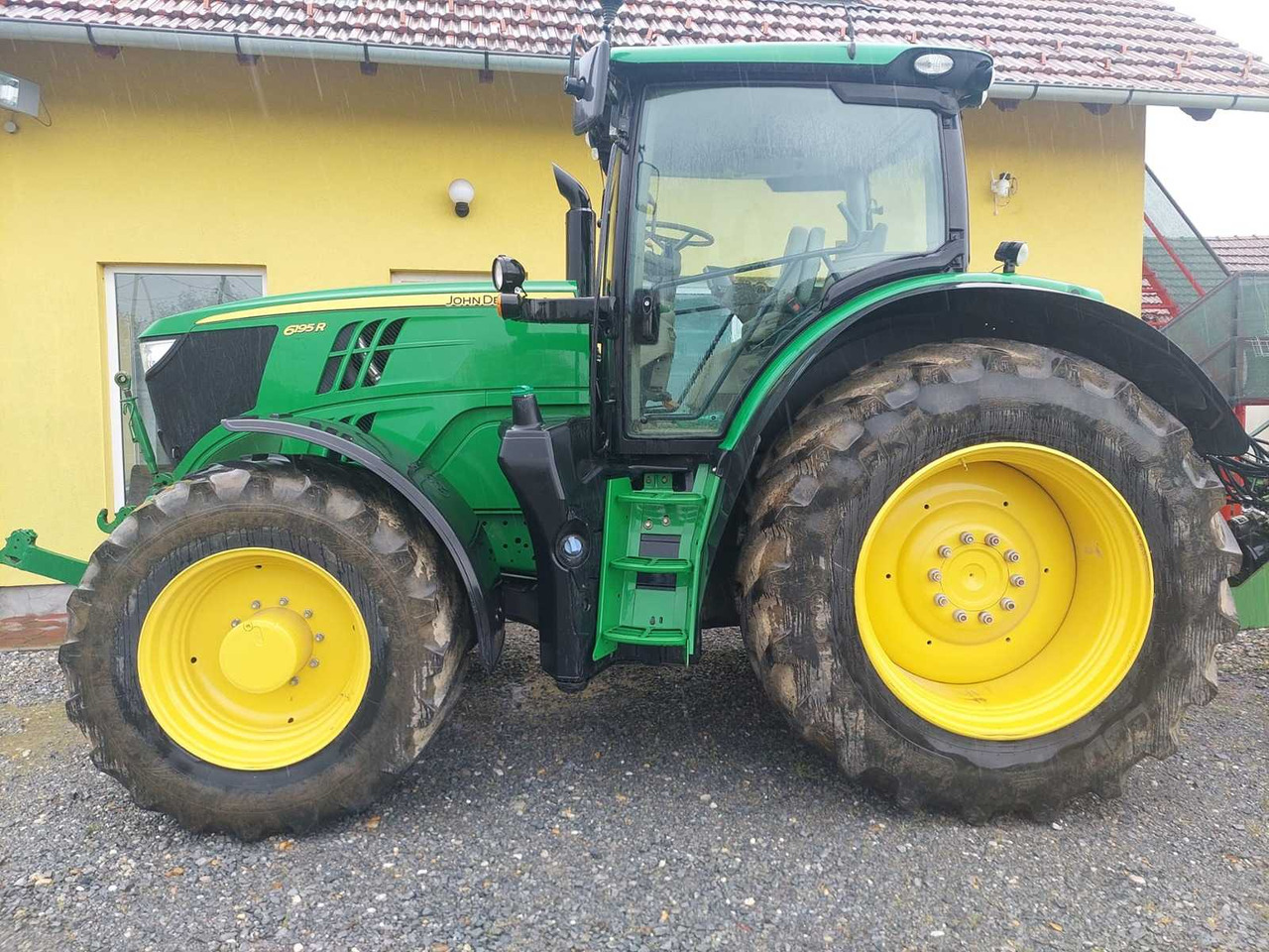 John Deere 6195R - Tractor: foto 3 John Deere 6195R - Tractor: foto 3
