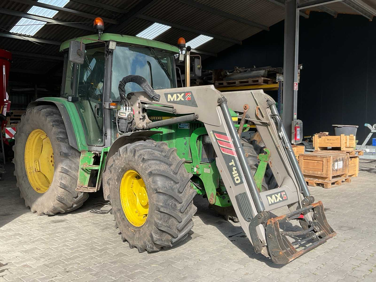 John Deere 6310 - Tractor: foto 2 John Deere 6310 - Tractor: foto 2