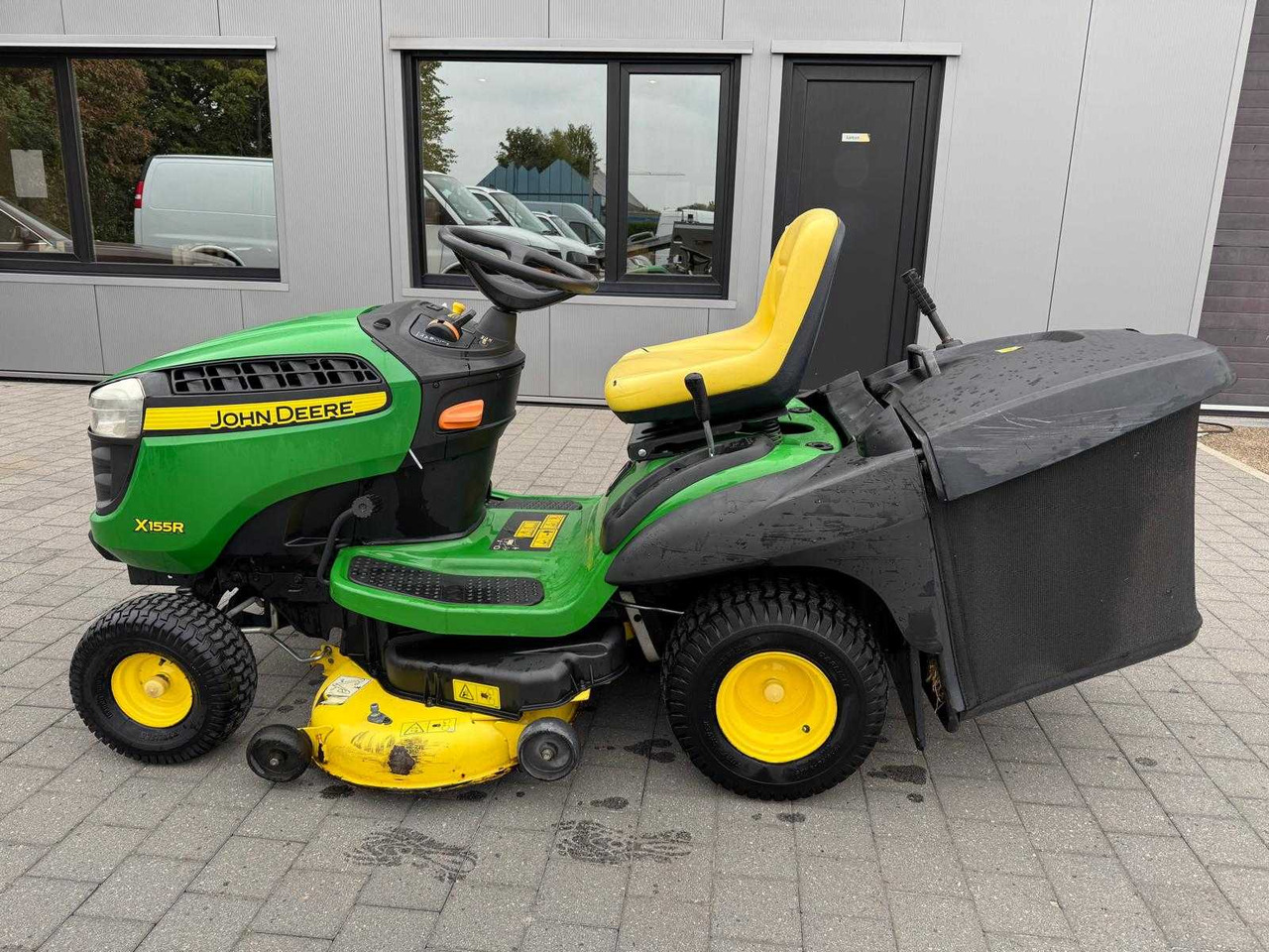 John Deere X155R - Cortacésped: foto 4 John Deere X155R - Cortacésped: foto 4