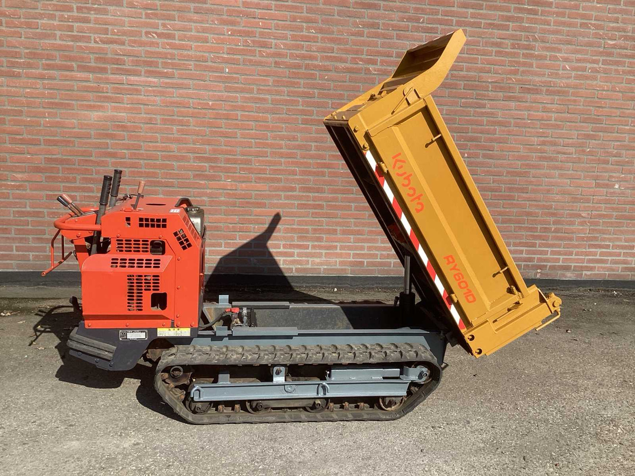 KUBOTA RY601D-3 - Dúmper: foto 3 KUBOTA RY601D-3 - Dúmper: foto 3