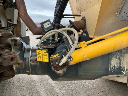 Dúmper Komatsu HM400-3: foto 22