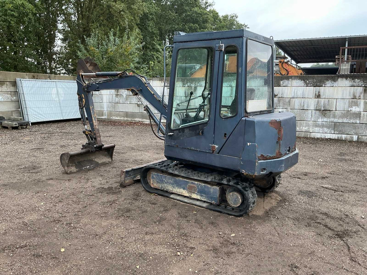 Komatsu PC 10-6 - Miniexcavadora: foto 3 Komatsu PC 10-6 - Miniexcavadora: foto 3