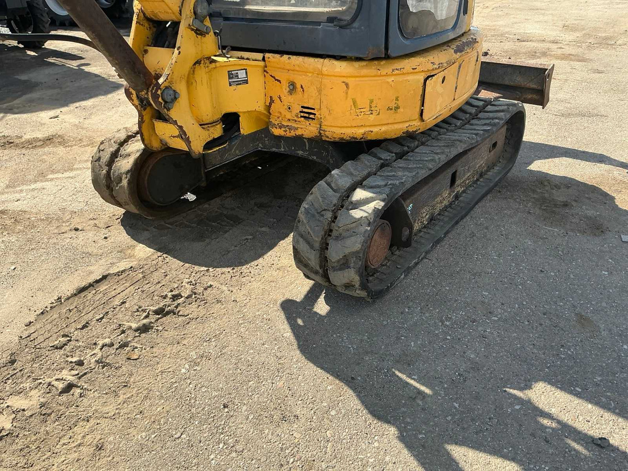 Miniexcavadora Komatsu PC 27 MR-2: foto 13