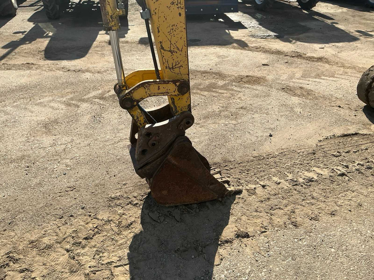 Miniexcavadora Komatsu PC 27 MR-2: foto 10