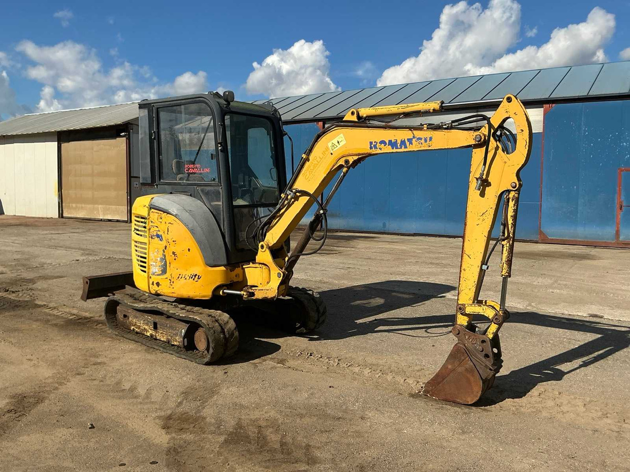 Komatsu PC 27 MR-2 - Miniexcavadora: foto 1 Komatsu PC 27 MR-2 - Miniexcavadora: foto 1