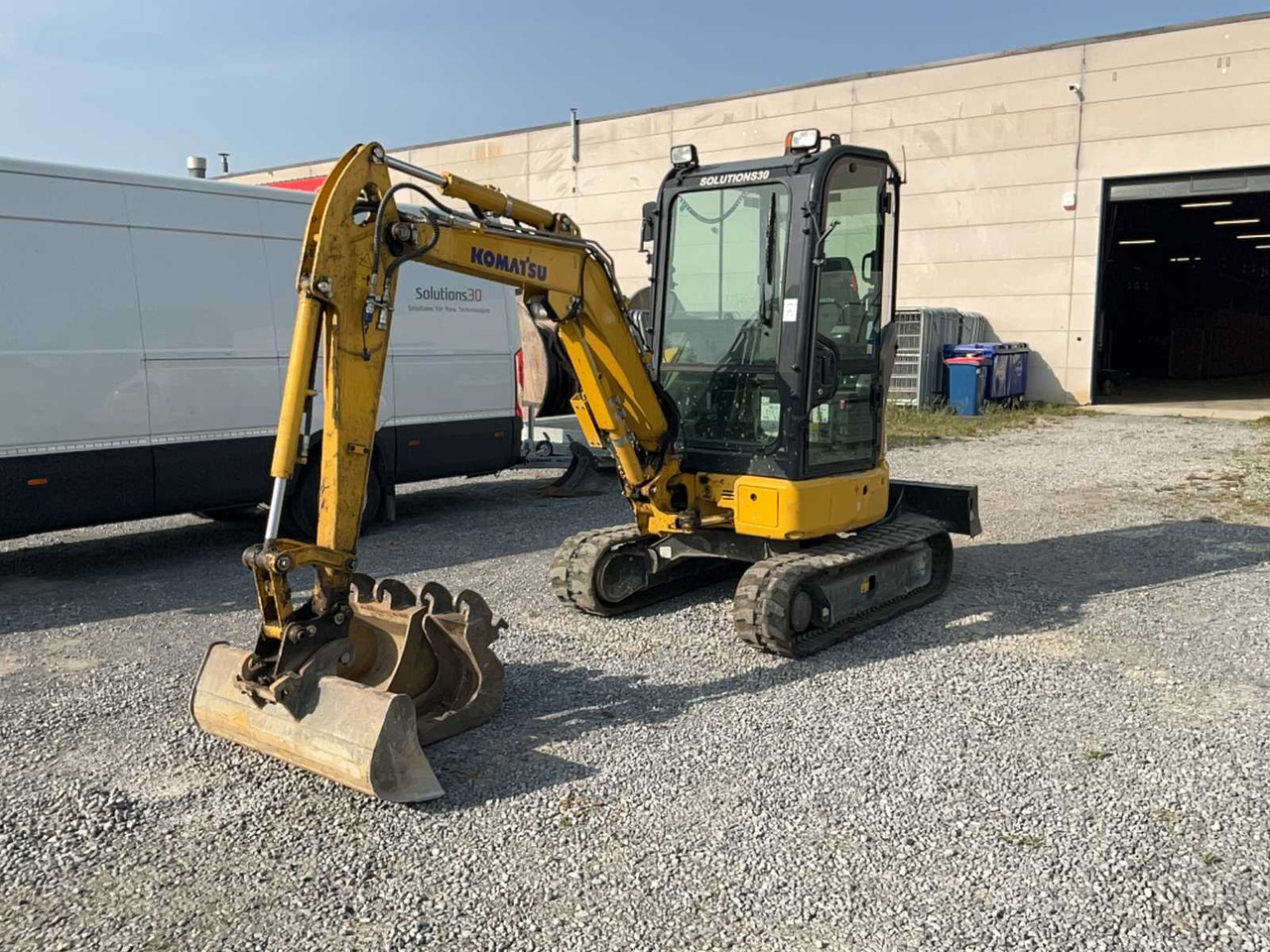 Komatsu PC26MR-5 - Miniexcavadora: foto 1 Komatsu PC26MR-5 - Miniexcavadora: foto 1