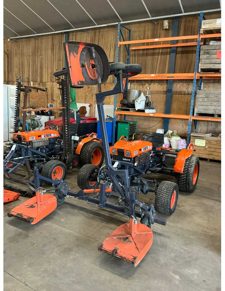 Kubota B7000 4WD - Tractor viñedo/ Frutero: foto 4 Kubota B7000 4WD - Tractor viñedo/ Frutero: foto 4