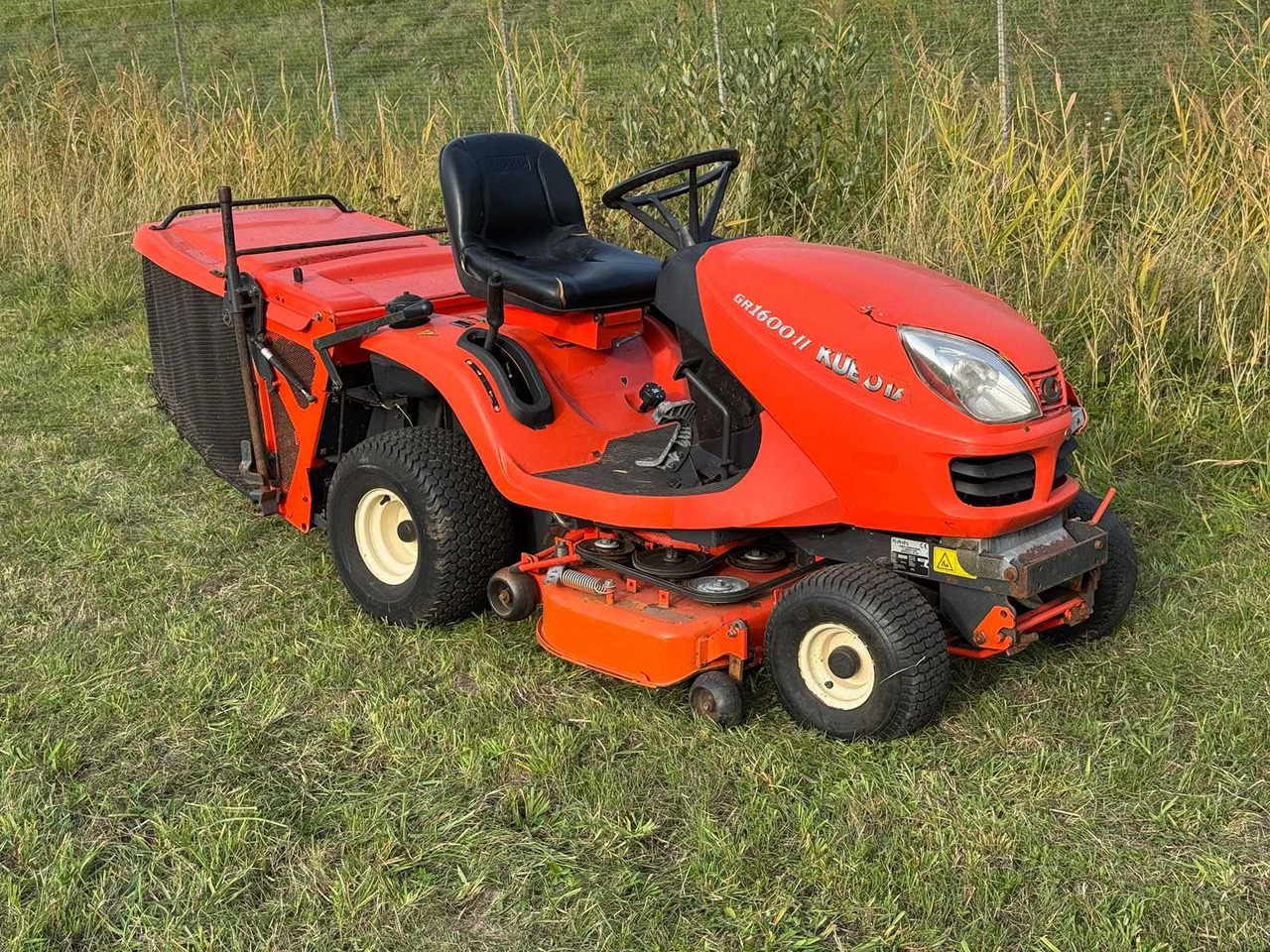 Kubota GR 1600 EC2 Diesel - Cortacésped: foto 4 Kubota GR 1600 EC2 Diesel - Cortacésped: foto 4