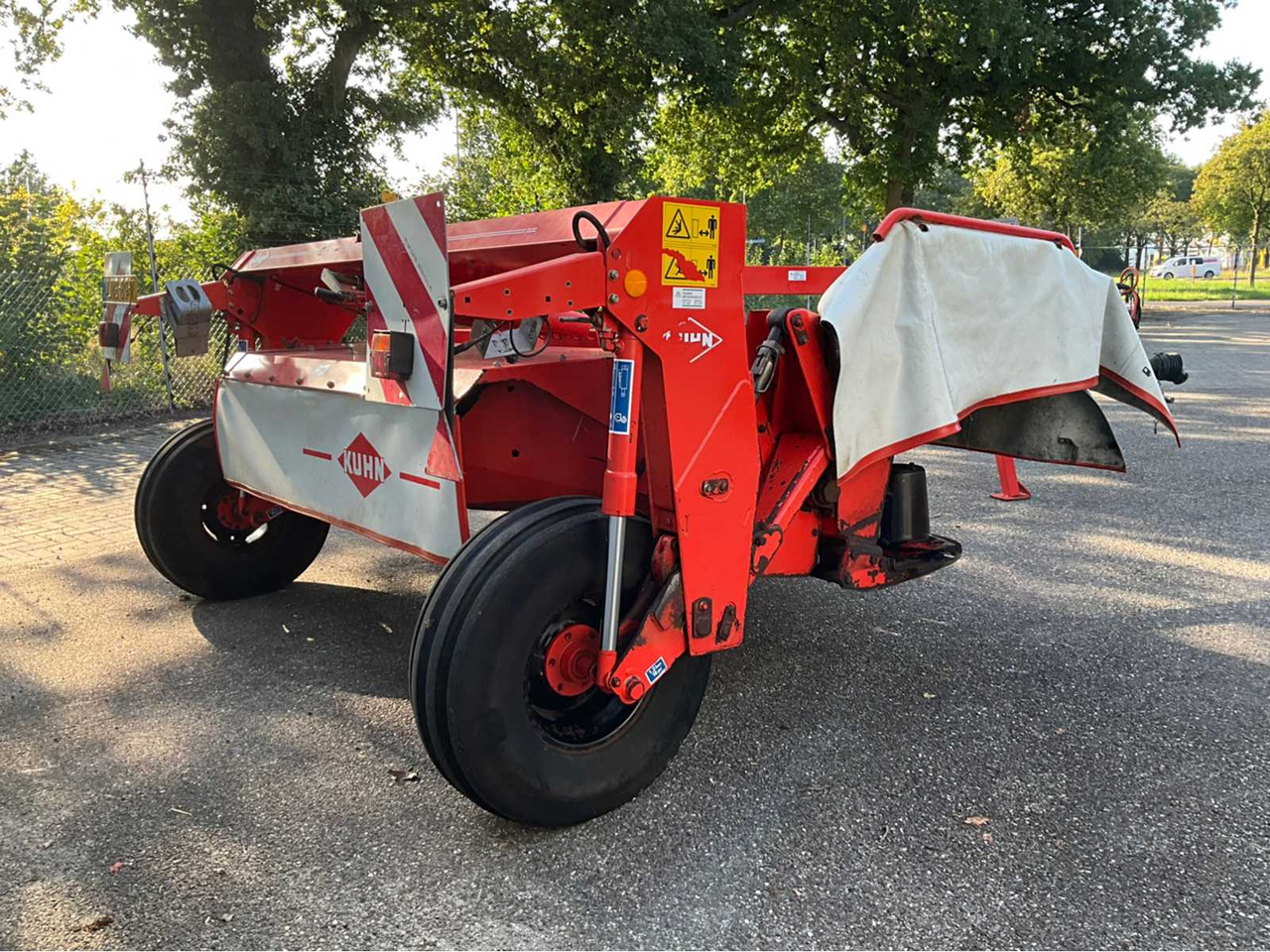 Kuhn FC 283 TG - Desbrozadora de martillos/ Trituradora: foto 5 Kuhn FC 283 TG - Desbrozadora de martillos/ Trituradora: foto 5