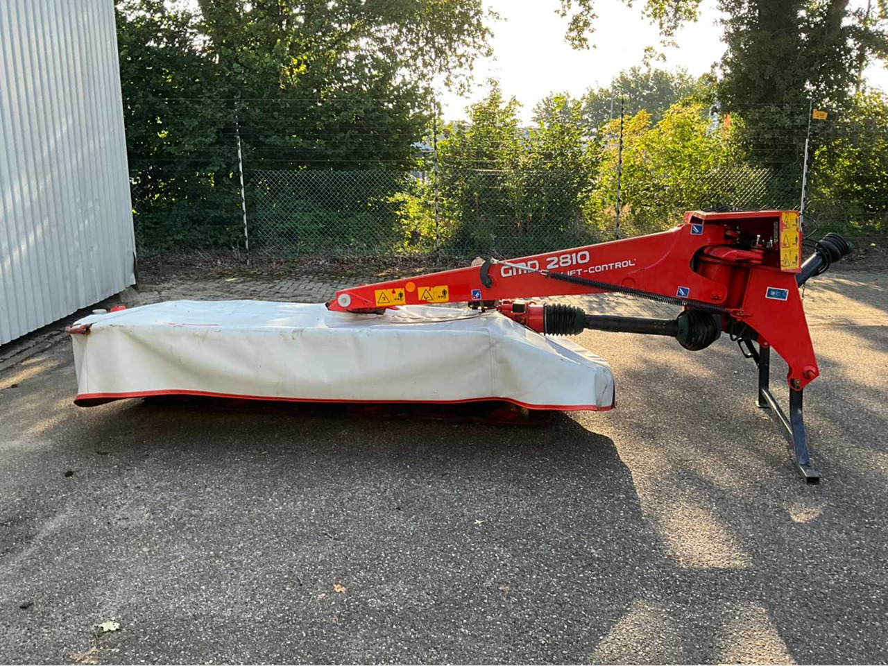 Kuhn GMD2810-FF - Desbrozadora de martillos/ Trituradora: foto 2 Kuhn GMD2810-FF - Desbrozadora de martillos/ Trituradora: foto 2