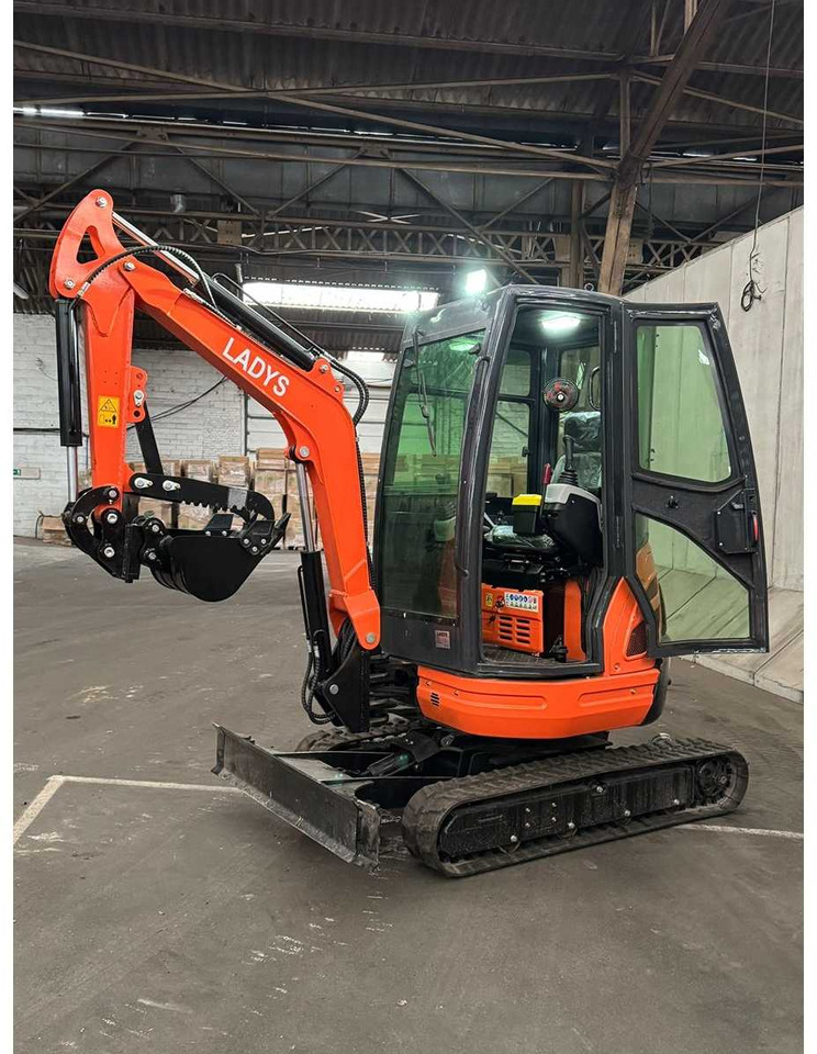 LADYS - 2025 - DY35 - MINI EXCAVATOR - Miniexcavadora: foto 4 LADYS - 2025 - DY35 - MINI EXCAVATOR - Miniexcavadora: foto 4