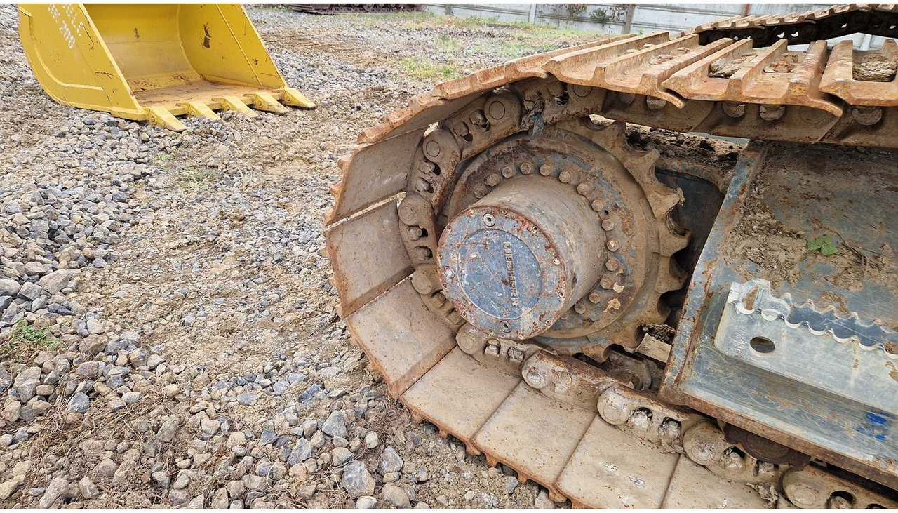 Excavadora de cadenas LIEBHERR R920: foto 38