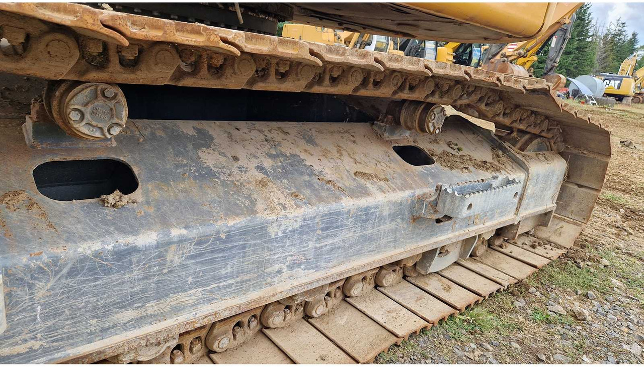 Excavadora de cadenas LIEBHERR R920: foto 39