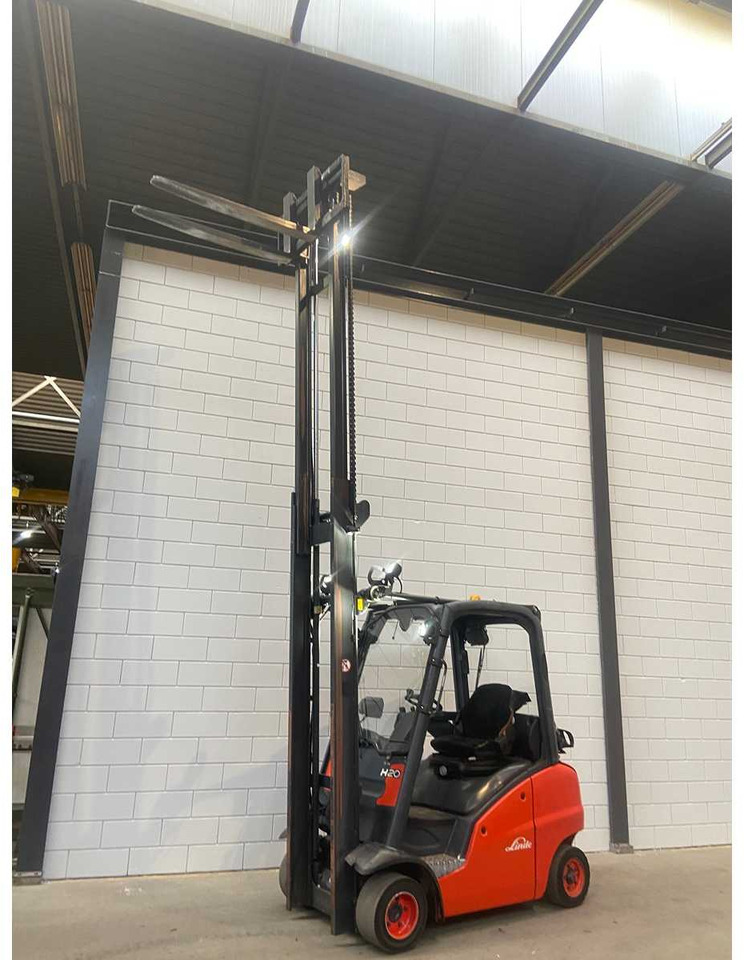 LINDE - 2013 - H20T - FORKLIFT TRUCK - SIDE-SHIFT - Carretilla elevadora: foto 3 LINDE - 2013 - H20T - FORKLIFT TRUCK - SIDE-SHIFT - Carretilla elevadora: foto 3