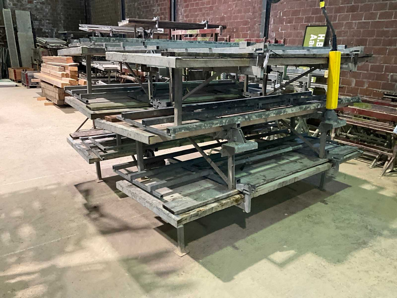 MBT - AERIAL WORK PLATFORMS (6X) - Plataforma elevadora: foto 2 MBT - AERIAL WORK PLATFORMS (6X) - Plataforma elevadora: foto 2