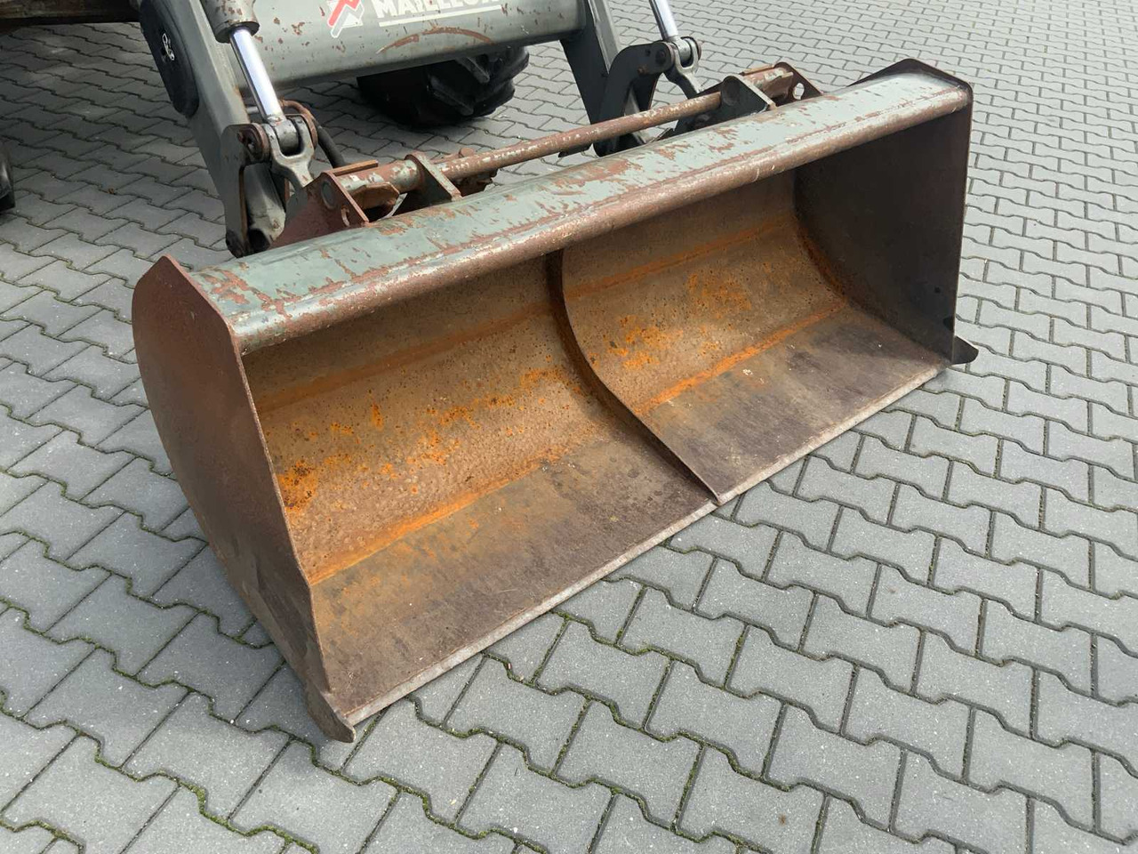 Cargador frontal para tractor Mailleux MX100: foto 12