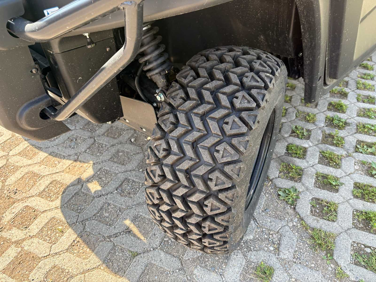 KIOTI K9 UTV (Utility Terrain Vehicle), mit Kippmulde + Bordhydraulik - Maquinaria agrícola: foto 5 KIOTI K9 UTV (Utility Terrain Vehicle), mit Kippmulde + Bordhydraulik - Maquinaria agrícola: foto 5