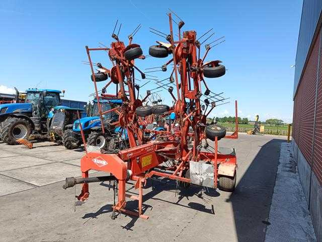 Kuhn GF10601 T - Maquinaria agrícola: foto 1 Kuhn GF10601 T - Maquinaria agrícola: foto 1
