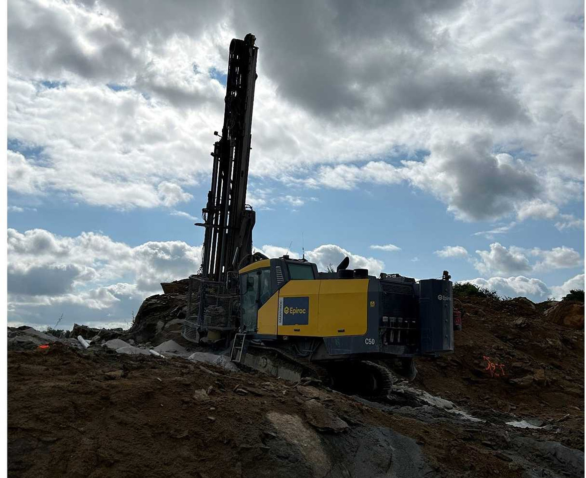 Atlas Copco (Epiroc) SmartROC C50-10SF - Maquinaria de construcción: foto 3 Atlas Copco (Epiroc) SmartROC C50-10SF - Maquinaria de construcción: foto 3