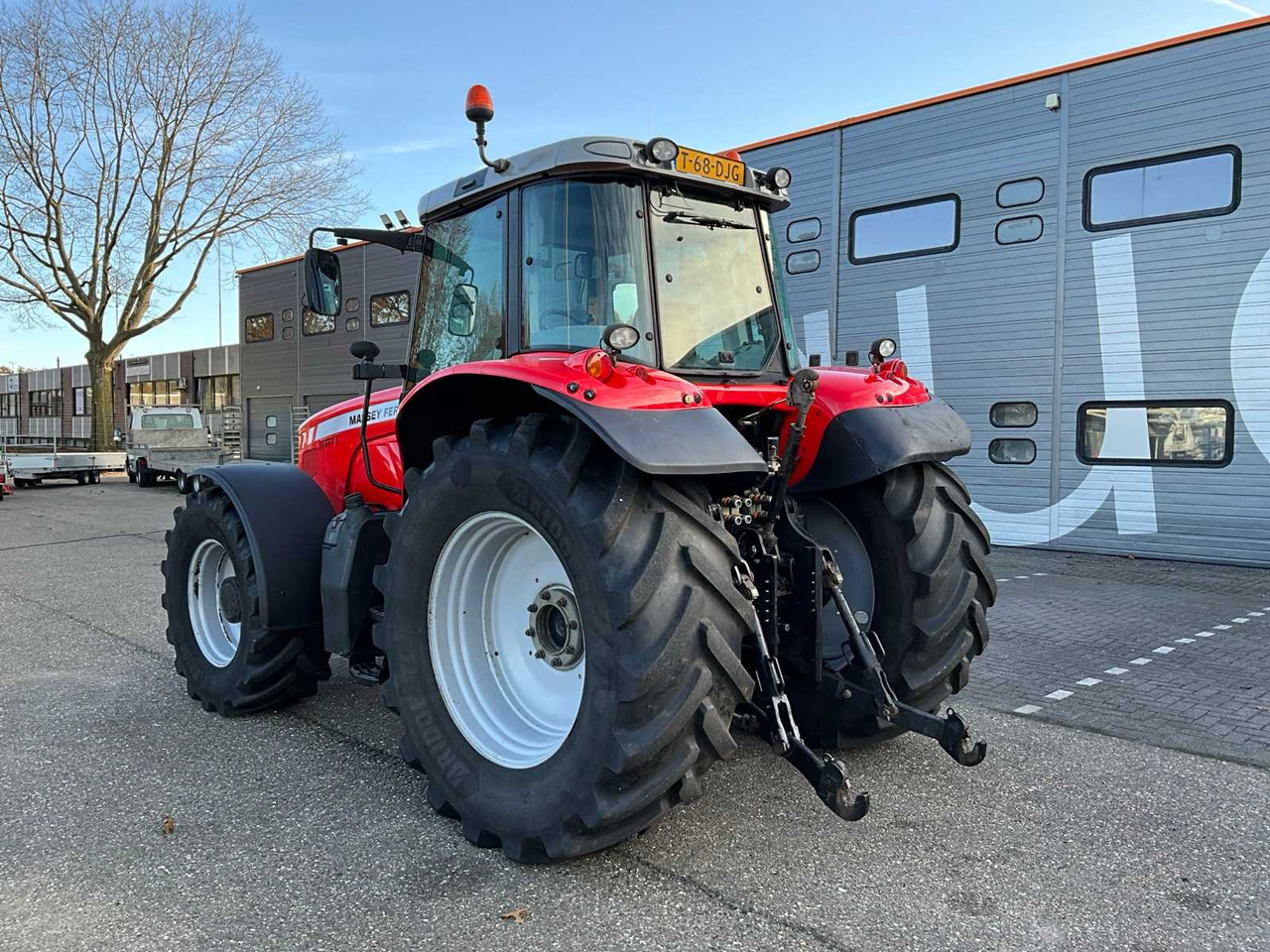 Massey ferguson 2008 MASSEY FERGUSON 7480 DYNA-VT FOUR WHEEL DRIVE FARM TRACTOR T-68-DJG - Tractor: foto 3 Massey ferguson 2008 MASSEY FERGUSON 7480 DYNA-VT FOUR WHEEL DRIVE FARM TRACTOR T-68-DJG - Tractor: foto 3