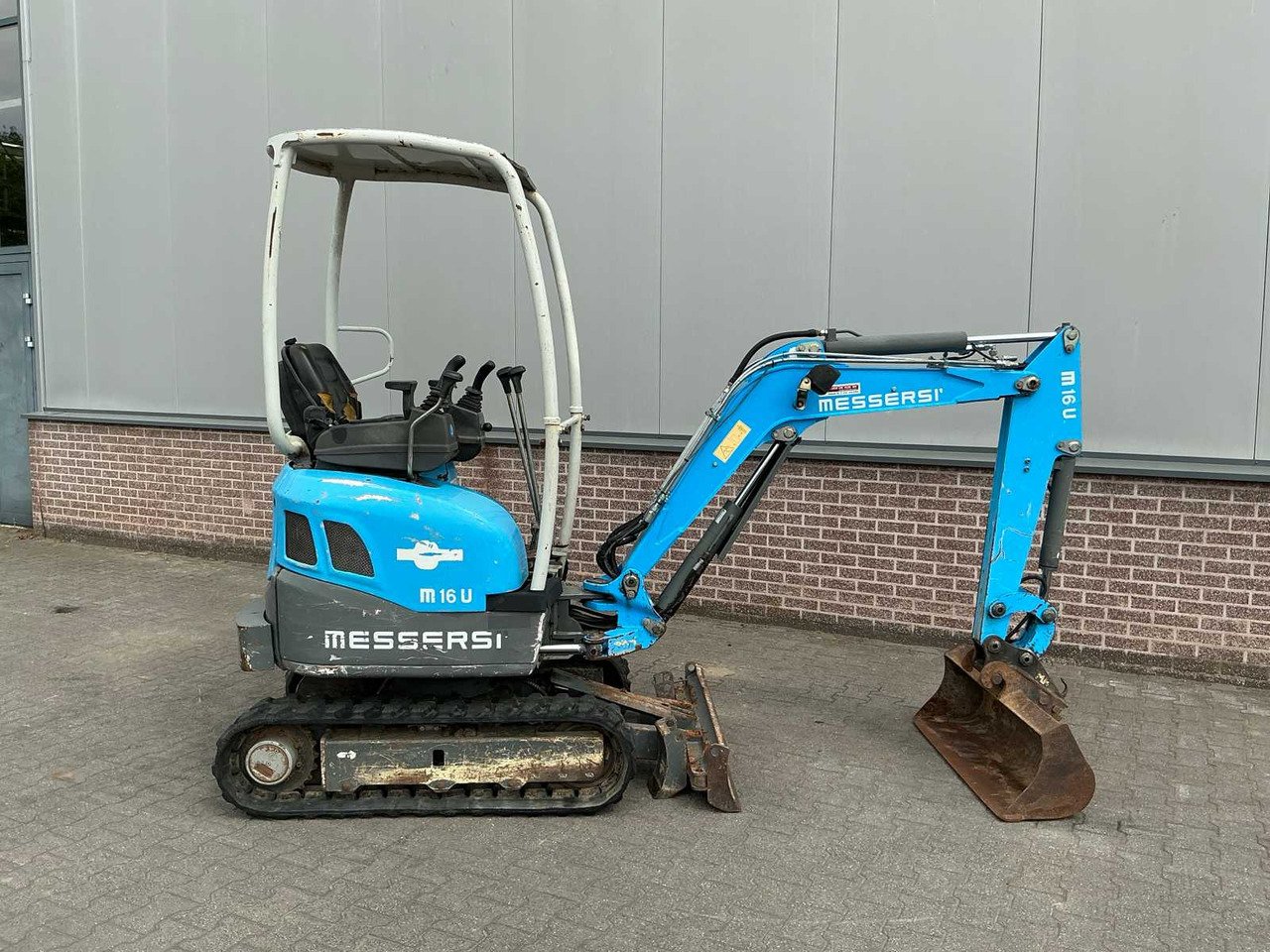 Messersi M-16U - Miniexcavadora: foto 5 Messersi M-16U - Miniexcavadora: foto 5