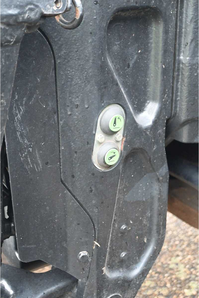 Tractor NEW HOLLAND - 2011 - T7070 - ALL-WHEEL DRIVE FARM TRACTOR: foto 14 Tractor NEW HOLLAND - 2011 - T7070 - ALL-WHEEL DRIVE FARM TRACTOR: foto 14