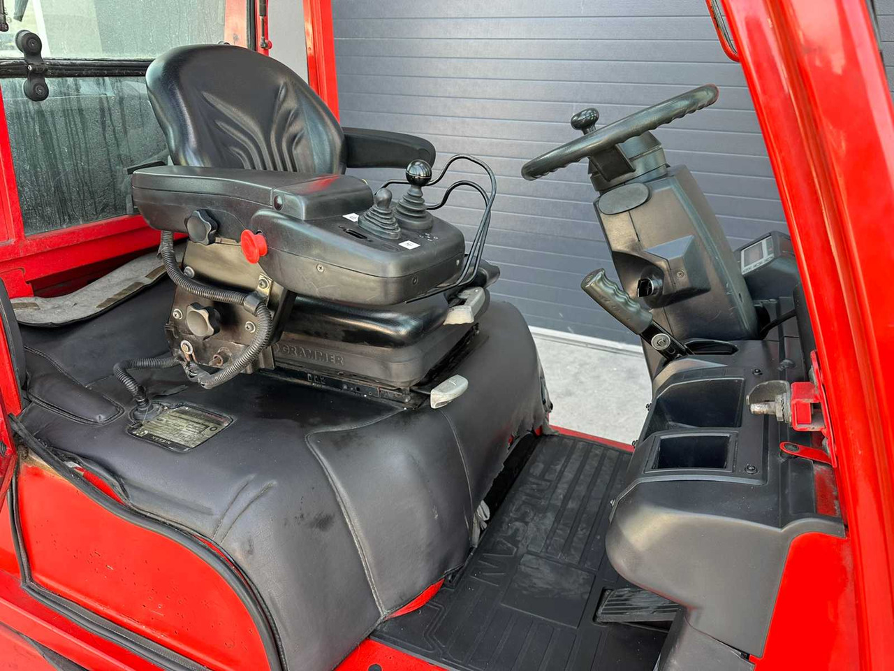 Carretilla elevadora NISSAN - UG1D2A30LQ - FORKLIFT TRUCKS - 2008: foto 10