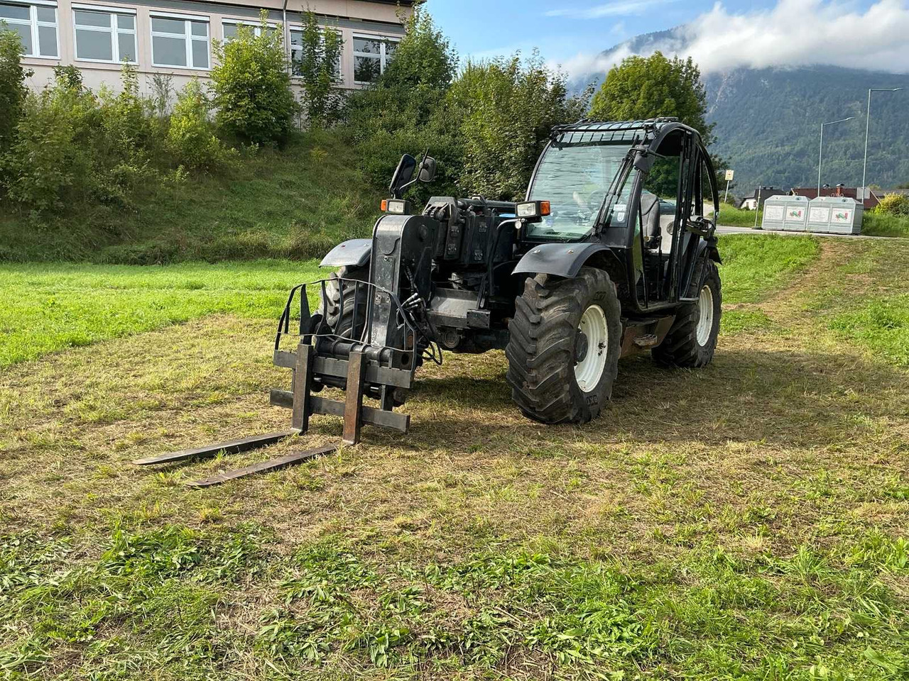 New Holland LM5080 - Minicargadora: foto 2 New Holland LM5080 - Minicargadora: foto 2