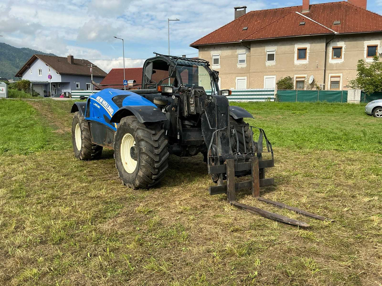 New Holland LM5080 - Minicargadora: foto 1 New Holland LM5080 - Minicargadora: foto 1
