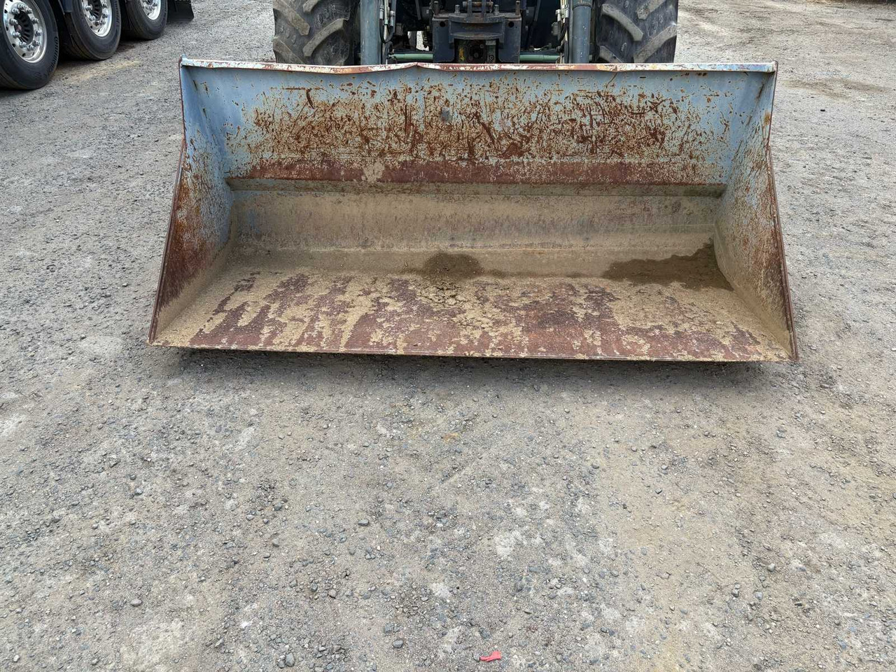 Tractor New Holland TM115 mit Frontlader: foto 13