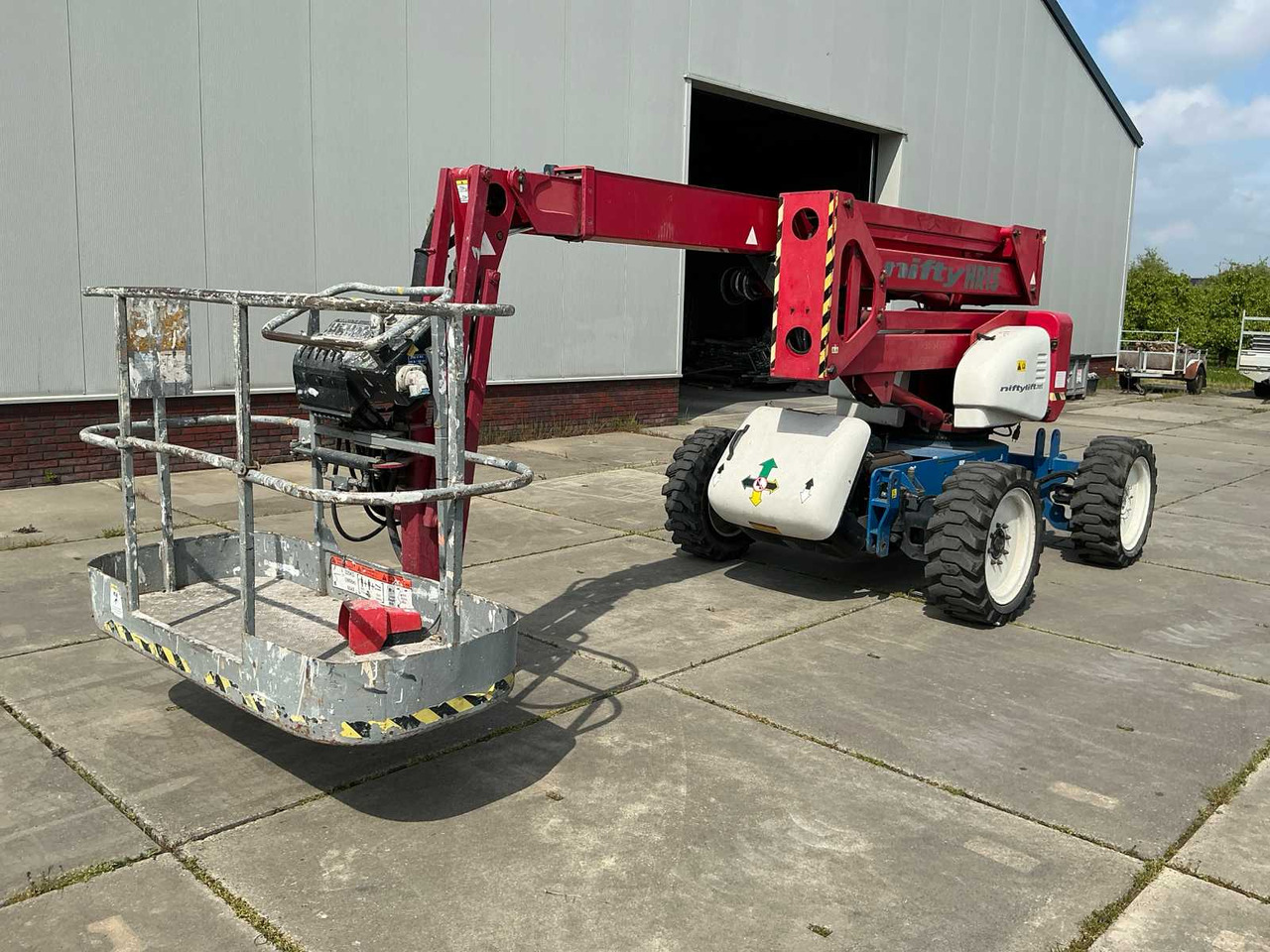 Nifty HR15 D 4X4 - Plataforma elevadora: foto 1 Nifty HR15 D 4X4 - Plataforma elevadora: foto 1