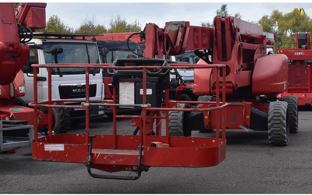 Nifty Lift HR28 Hybrid - Plataforma elevadora: foto 1 Nifty Lift HR28 Hybrid - Plataforma elevadora: foto 1