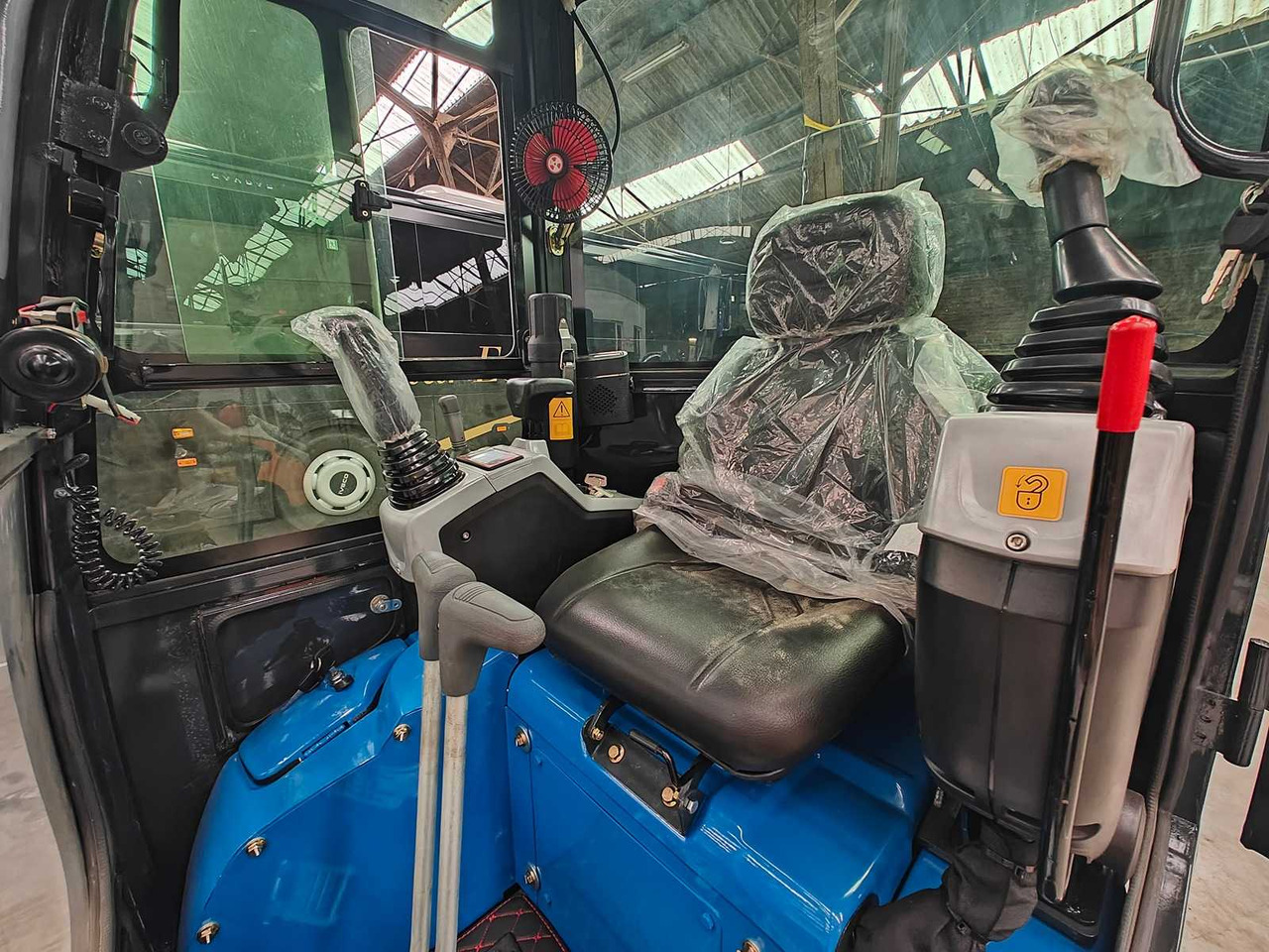 RIPPA - 2025 - R15 - MINI EXCAVATOR - Miniexcavadora: foto 5 RIPPA - 2025 - R15 - MINI EXCAVATOR - Miniexcavadora: foto 5