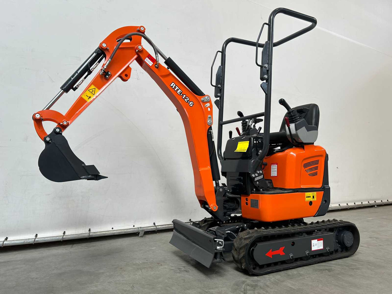 RTE 12-6 - Miniexcavadora: foto 1 RTE 12-6 - Miniexcavadora: foto 1