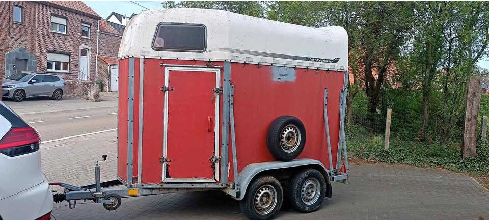 1998 ATEC 2 HORSEPOWER VAN TRAILER VAN - Remolque: foto 1 1998 ATEC 2 HORSEPOWER VAN TRAILER VAN - Remolque: foto 1