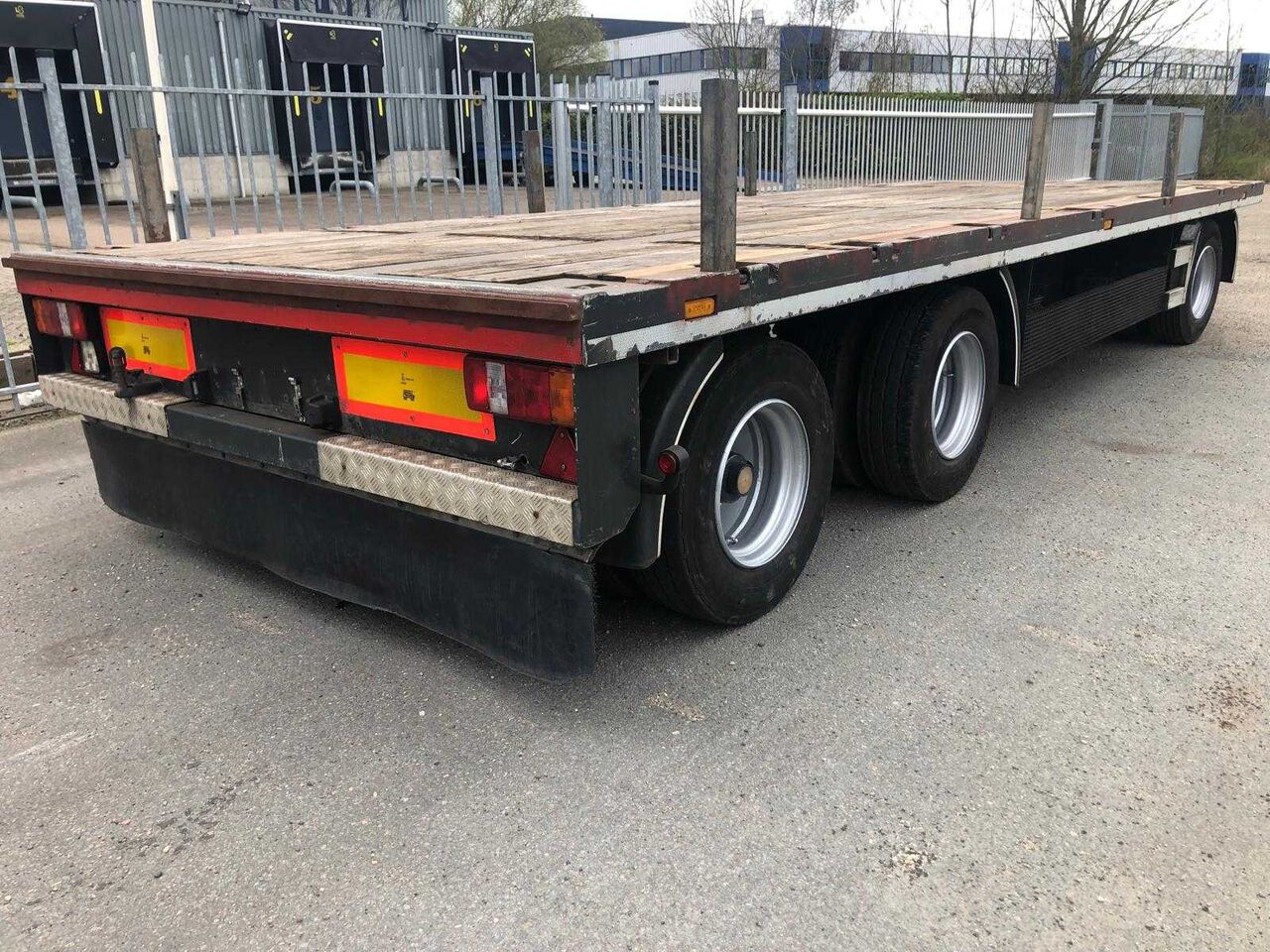 Remolque 2001 DRACO AXS 328 TRAILER: foto 12 Remolque 2001 DRACO AXS 328 TRAILER: foto 12