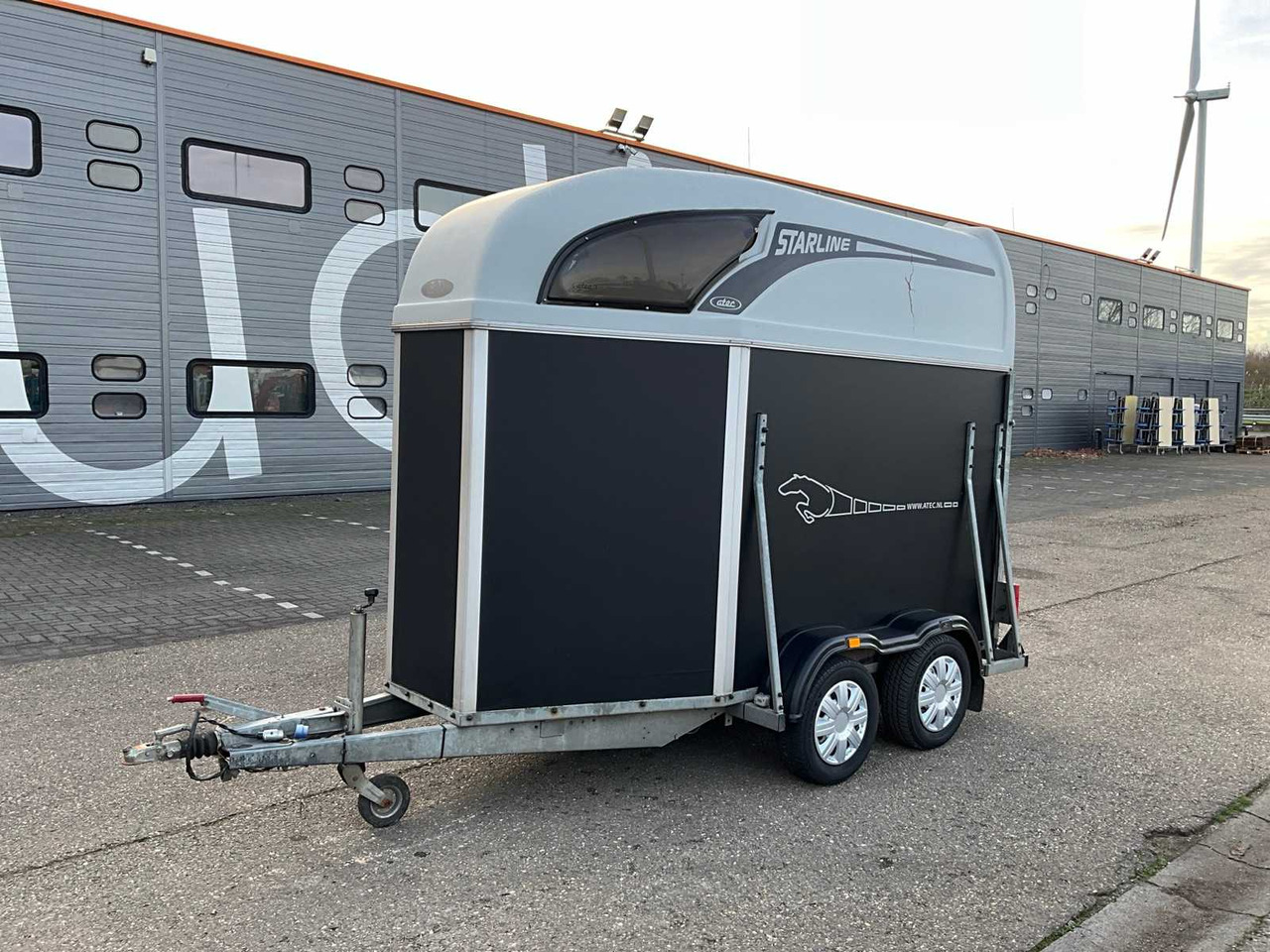 2006 ATEC STARLINE HORSE TRAILER WT-VB-52 - Remolque: foto 1 2006 ATEC STARLINE HORSE TRAILER WT-VB-52 - Remolque: foto 1
