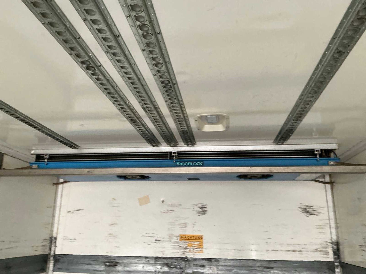 Remolque 2007 DRACO AXS220 CONDITIONED DRAWSTRING TRAILER: foto 14 Remolque 2007 DRACO AXS220 CONDITIONED DRAWSTRING TRAILER: foto 14